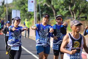 BIB: 80620, 42154, 80624, 80106
                            <button type="button" onclick="openModal(10853505)" class="btn btn-primary btn-sm float-right btn-popup" data-toggle="modal" data-target=".modal-high-quality">
                        <i class="fas fa-shopping-cart"></i> Add to Cart
                    </button>
                                            <button type="button" onclick="isThisMe(10853505, true)" class="btn btn-success btn-sm float-right btn-popup btn-isme hidden" data-toggle="tooltip" data-placement="bottom" title="นี่คือรูปของคุณใช่ไหม คลิกที่นี่เพื่อเอาเข้าอัลบั้ม">
                        <i class="fas fa-plus"></i> Add to album
                    </button>
                    <button type="button" onclick="isThisMe(10853505, false)" class="btn btn-warning btn-sm float-right btn-popup btn-isnotme hidden">
                        <i class="fas fa-ban"></i> Remove from album
                    </button>