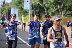 BIB: 80620, 154, 80624, 80106
                            <button type="button" onclick="openModal(10853537)" class="btn btn-primary btn-sm float-right btn-popup" data-toggle="modal" data-target=".modal-high-quality">
                        <i class="fas fa-shopping-cart"></i> Add to Cart
                    </button>
                                            <button type="button" onclick="isThisMe(10853537, true)" class="btn btn-success btn-sm float-right btn-popup btn-isme hidden" data-toggle="tooltip" data-placement="bottom" title="นี่คือรูปของคุณใช่ไหม คลิกที่นี่เพื่อเอาเข้าอัลบั้ม">
                        <i class="fas fa-plus"></i> Add to album
                    </button>
                    <button type="button" onclick="isThisMe(10853537, false)" class="btn btn-warning btn-sm float-right btn-popup btn-isnotme hidden">
                        <i class="fas fa-ban"></i> Remove from album
                    </button>