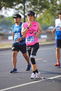 BIB: 455, 42314, 42160
                            <button type="button" onclick="openModal(10736302)" class="btn btn-primary btn-sm float-right btn-popup" data-toggle="modal" data-target=".modal-high-quality">
                        <i class="fas fa-shopping-cart"></i> Add to Cart
                    </button>
                                            <button type="button" onclick="isThisMe(10736302, true)" class="btn btn-success btn-sm float-right btn-popup btn-isme hidden" data-toggle="tooltip" data-placement="bottom" title="นี่คือรูปของคุณใช่ไหม คลิกที่นี่เพื่อเอาเข้าอัลบั้ม">
                        <i class="fas fa-plus"></i> Add to album
                    </button>
                    <button type="button" onclick="isThisMe(10736302, false)" class="btn btn-warning btn-sm float-right btn-popup btn-isnotme hidden">
                        <i class="fas fa-ban"></i> Remove from album
                    </button>