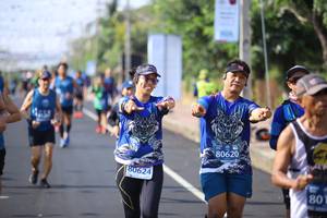 BIB: 81707, 162
                            <button type="button" onclick="openModal(10853512)" class="btn btn-primary btn-sm float-right btn-popup" data-toggle="modal" data-target=".modal-high-quality">
                        <i class="fas fa-shopping-cart"></i> Add to Cart
                    </button>
                                            <button type="button" onclick="isThisMe(10853512, true)" class="btn btn-success btn-sm float-right btn-popup btn-isme hidden" data-toggle="tooltip" data-placement="bottom" title="นี่คือรูปของคุณใช่ไหม คลิกที่นี่เพื่อเอาเข้าอัลบั้ม">
                        <i class="fas fa-plus"></i> Add to album
                    </button>
                    <button type="button" onclick="isThisMe(10853512, false)" class="btn btn-warning btn-sm float-right btn-popup btn-isnotme hidden">
                        <i class="fas fa-ban"></i> Remove from album
                    </button>