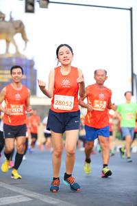 BIB: 26738, 28052, 25578
                            <button type="button" onclick="openModal(10817500)" class="btn btn-primary btn-sm float-right btn-popup" data-toggle="modal" data-target=".modal-high-quality">
                        <i class="fas fa-shopping-cart"></i> Add to Cart
                    </button>
                                            <button type="button" onclick="isThisMe(10817500, true)" class="btn btn-success btn-sm float-right btn-popup btn-isme hidden" data-toggle="tooltip" data-placement="bottom" title="นี่คือรูปของคุณใช่ไหม คลิกที่นี่เพื่อเอาเข้าอัลบั้ม">
                        <i class="fas fa-plus"></i> Add to album
                    </button>
                    <button type="button" onclick="isThisMe(10817500, false)" class="btn btn-warning btn-sm float-right btn-popup btn-isnotme hidden">
                        <i class="fas fa-ban"></i> Remove from album
                    </button>
