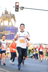 BIB: 22274, 270
                            <button type="button" onclick="openModal(10828040)" class="btn btn-primary btn-sm float-right btn-popup" data-toggle="modal" data-target=".modal-high-quality">
                        <i class="fas fa-shopping-cart"></i> Add to Cart
                    </button>
                                            <button type="button" onclick="isThisMe(10828040, true)" class="btn btn-success btn-sm float-right btn-popup btn-isme hidden" data-toggle="tooltip" data-placement="bottom" title="นี่คือรูปของคุณใช่ไหม คลิกที่นี่เพื่อเอาเข้าอัลบั้ม">
                        <i class="fas fa-plus"></i> Add to album
                    </button>
                    <button type="button" onclick="isThisMe(10828040, false)" class="btn btn-warning btn-sm float-right btn-popup btn-isnotme hidden">
                        <i class="fas fa-ban"></i> Remove from album
                    </button>