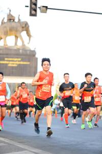 BIB: 26051, 21018
                            <button type="button" onclick="openModal(10843889)" class="btn btn-primary btn-sm float-right btn-popup" data-toggle="modal" data-target=".modal-high-quality">
                        <i class="fas fa-shopping-cart"></i> Add to Cart
                    </button>
                                            <button type="button" onclick="isThisMe(10843889, true)" class="btn btn-success btn-sm float-right btn-popup btn-isme hidden" data-toggle="tooltip" data-placement="bottom" title="นี่คือรูปของคุณใช่ไหม คลิกที่นี่เพื่อเอาเข้าอัลบั้ม">
                        <i class="fas fa-plus"></i> Add to album
                    </button>
                    <button type="button" onclick="isThisMe(10843889, false)" class="btn btn-warning btn-sm float-right btn-popup btn-isnotme hidden">
                        <i class="fas fa-ban"></i> Remove from album
                    </button>