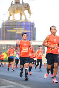 BIB: 20020, 420
                            <button type="button" onclick="openModal(10783177)" class="btn btn-primary btn-sm float-right btn-popup" data-toggle="modal" data-target=".modal-high-quality">
                        <i class="fas fa-shopping-cart"></i> Add to Cart
                    </button>
                                            <button type="button" onclick="isThisMe(10783177, true)" class="btn btn-success btn-sm float-right btn-popup btn-isme hidden" data-toggle="tooltip" data-placement="bottom" title="นี่คือรูปของคุณใช่ไหม คลิกที่นี่เพื่อเอาเข้าอัลบั้ม">
                        <i class="fas fa-plus"></i> Add to album
                    </button>
                    <button type="button" onclick="isThisMe(10783177, false)" class="btn btn-warning btn-sm float-right btn-popup btn-isnotme hidden">
                        <i class="fas fa-ban"></i> Remove from album
                    </button>