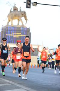 BIB: 40204, 20179, 235
                            <button type="button" onclick="openModal(10797256)" class="btn btn-primary btn-sm float-right btn-popup" data-toggle="modal" data-target=".modal-high-quality">
                        <i class="fas fa-shopping-cart"></i> Add to Cart
                    </button>
                                            <button type="button" onclick="isThisMe(10797256, true)" class="btn btn-success btn-sm float-right btn-popup btn-isme hidden" data-toggle="tooltip" data-placement="bottom" title="นี่คือรูปของคุณใช่ไหม คลิกที่นี่เพื่อเอาเข้าอัลบั้ม">
                        <i class="fas fa-plus"></i> Add to album
                    </button>
                    <button type="button" onclick="isThisMe(10797256, false)" class="btn btn-warning btn-sm float-right btn-popup btn-isnotme hidden">
                        <i class="fas fa-ban"></i> Remove from album
                    </button>