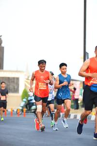 BIB: 212, 21740
                            <button type="button" onclick="openModal(10783724)" class="btn btn-primary btn-sm float-right btn-popup" data-toggle="modal" data-target=".modal-high-quality">
                        <i class="fas fa-shopping-cart"></i> Add to Cart
                    </button>
                                            <button type="button" onclick="isThisMe(10783724, true)" class="btn btn-success btn-sm float-right btn-popup btn-isme hidden" data-toggle="tooltip" data-placement="bottom" title="นี่คือรูปของคุณใช่ไหม คลิกที่นี่เพื่อเอาเข้าอัลบั้ม">
                        <i class="fas fa-plus"></i> Add to album
                    </button>
                    <button type="button" onclick="isThisMe(10783724, false)" class="btn btn-warning btn-sm float-right btn-popup btn-isnotme hidden">
                        <i class="fas fa-ban"></i> Remove from album
                    </button>