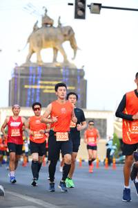 BIB: 2129, 25901, 21200
                            <button type="button" onclick="openModal(10792912)" class="btn btn-primary btn-sm float-right btn-popup" data-toggle="modal" data-target=".modal-high-quality">
                        <i class="fas fa-shopping-cart"></i> Add to Cart
                    </button>
                                            <button type="button" onclick="isThisMe(10792912, true)" class="btn btn-success btn-sm float-right btn-popup btn-isme hidden" data-toggle="tooltip" data-placement="bottom" title="นี่คือรูปของคุณใช่ไหม คลิกที่นี่เพื่อเอาเข้าอัลบั้ม">
                        <i class="fas fa-plus"></i> Add to album
                    </button>
                    <button type="button" onclick="isThisMe(10792912, false)" class="btn btn-warning btn-sm float-right btn-popup btn-isnotme hidden">
                        <i class="fas fa-ban"></i> Remove from album
                    </button>