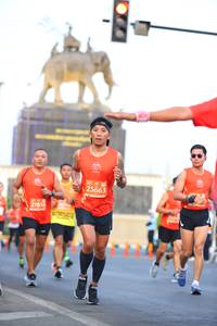 BIB: 25663, 27818
                            <button type="button" onclick="openModal(10800395)" class="btn btn-primary btn-sm float-right btn-popup" data-toggle="modal" data-target=".modal-high-quality">
                        <i class="fas fa-shopping-cart"></i> Add to Cart
                    </button>
                                            <button type="button" onclick="isThisMe(10800395, true)" class="btn btn-success btn-sm float-right btn-popup btn-isme hidden" data-toggle="tooltip" data-placement="bottom" title="นี่คือรูปของคุณใช่ไหม คลิกที่นี่เพื่อเอาเข้าอัลบั้ม">
                        <i class="fas fa-plus"></i> Add to album
                    </button>
                    <button type="button" onclick="isThisMe(10800395, false)" class="btn btn-warning btn-sm float-right btn-popup btn-isnotme hidden">
                        <i class="fas fa-ban"></i> Remove from album
                    </button>