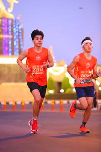 BIB: 21314, 26964, 100
                            <button type="button" onclick="openModal(10693147)" class="btn btn-primary btn-sm float-right btn-popup" data-toggle="modal" data-target=".modal-high-quality">
                        <i class="fas fa-shopping-cart"></i> Add to Cart
                    </button>
                                            <button type="button" onclick="isThisMe(10693147, true)" class="btn btn-success btn-sm float-right btn-popup btn-isme hidden" data-toggle="tooltip" data-placement="bottom" title="นี่คือรูปของคุณใช่ไหม คลิกที่นี่เพื่อเอาเข้าอัลบั้ม">
                        <i class="fas fa-plus"></i> Add to album
                    </button>
                    <button type="button" onclick="isThisMe(10693147, false)" class="btn btn-warning btn-sm float-right btn-popup btn-isnotme hidden">
                        <i class="fas fa-ban"></i> Remove from album
                    </button>