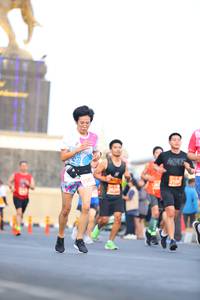 BIB: 238, 2106, 20299
                            <button type="button" onclick="openModal(10760773)" class="btn btn-primary btn-sm float-right btn-popup" data-toggle="modal" data-target=".modal-high-quality">
                        <i class="fas fa-shopping-cart"></i> Add to Cart
                    </button>
                                            <button type="button" onclick="isThisMe(10760773, true)" class="btn btn-success btn-sm float-right btn-popup btn-isme hidden" data-toggle="tooltip" data-placement="bottom" title="นี่คือรูปของคุณใช่ไหม คลิกที่นี่เพื่อเอาเข้าอัลบั้ม">
                        <i class="fas fa-plus"></i> Add to album
                    </button>
                    <button type="button" onclick="isThisMe(10760773, false)" class="btn btn-warning btn-sm float-right btn-popup btn-isnotme hidden">
                        <i class="fas fa-ban"></i> Remove from album
                    </button>