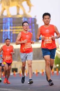 BIB: 20355, 25753, 27272
                            <button type="button" onclick="openModal(10725249)" class="btn btn-primary btn-sm float-right btn-popup" data-toggle="modal" data-target=".modal-high-quality">
                        <i class="fas fa-shopping-cart"></i> Add to Cart
                    </button>
                                            <button type="button" onclick="isThisMe(10725249, true)" class="btn btn-success btn-sm float-right btn-popup btn-isme hidden" data-toggle="tooltip" data-placement="bottom" title="นี่คือรูปของคุณใช่ไหม คลิกที่นี่เพื่อเอาเข้าอัลบั้ม">
                        <i class="fas fa-plus"></i> Add to album
                    </button>
                    <button type="button" onclick="isThisMe(10725249, false)" class="btn btn-warning btn-sm float-right btn-popup btn-isnotme hidden">
                        <i class="fas fa-ban"></i> Remove from album
                    </button>