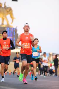 BIB: 0743, 25644, 28253
                            <button type="button" onclick="openModal(10726397)" class="btn btn-primary btn-sm float-right btn-popup" data-toggle="modal" data-target=".modal-high-quality">
                        <i class="fas fa-shopping-cart"></i> Add to Cart
                    </button>
                                            <button type="button" onclick="isThisMe(10726397, true)" class="btn btn-success btn-sm float-right btn-popup btn-isme hidden" data-toggle="tooltip" data-placement="bottom" title="นี่คือรูปของคุณใช่ไหม คลิกที่นี่เพื่อเอาเข้าอัลบั้ม">
                        <i class="fas fa-plus"></i> Add to album
                    </button>
                    <button type="button" onclick="isThisMe(10726397, false)" class="btn btn-warning btn-sm float-right btn-popup btn-isnotme hidden">
                        <i class="fas fa-ban"></i> Remove from album
                    </button>