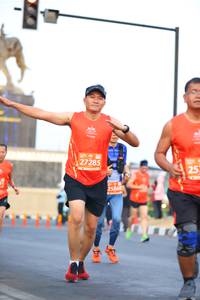 BIB: 27285, 25868
                            <button type="button" onclick="openModal(10797878)" class="btn btn-primary btn-sm float-right btn-popup" data-toggle="modal" data-target=".modal-high-quality">
                        <i class="fas fa-shopping-cart"></i> Add to Cart
                    </button>
                                            <button type="button" onclick="isThisMe(10797878, true)" class="btn btn-success btn-sm float-right btn-popup btn-isme hidden" data-toggle="tooltip" data-placement="bottom" title="นี่คือรูปของคุณใช่ไหม คลิกที่นี่เพื่อเอาเข้าอัลบั้ม">
                        <i class="fas fa-plus"></i> Add to album
                    </button>
                    <button type="button" onclick="isThisMe(10797878, false)" class="btn btn-warning btn-sm float-right btn-popup btn-isnotme hidden">
                        <i class="fas fa-ban"></i> Remove from album
                    </button>