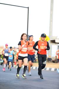 BIB: 2083, 1233, 23540
                            <button type="button" onclick="openModal(10827012)" class="btn btn-primary btn-sm float-right btn-popup" data-toggle="modal" data-target=".modal-high-quality">
                        <i class="fas fa-shopping-cart"></i> Add to Cart
                    </button>
                                            <button type="button" onclick="isThisMe(10827012, true)" class="btn btn-success btn-sm float-right btn-popup btn-isme hidden" data-toggle="tooltip" data-placement="bottom" title="นี่คือรูปของคุณใช่ไหม คลิกที่นี่เพื่อเอาเข้าอัลบั้ม">
                        <i class="fas fa-plus"></i> Add to album
                    </button>
                    <button type="button" onclick="isThisMe(10827012, false)" class="btn btn-warning btn-sm float-right btn-popup btn-isnotme hidden">
                        <i class="fas fa-ban"></i> Remove from album
                    </button>