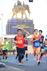 BIB: 27172, 44068, 0768
                            <button type="button" onclick="openModal(10782016)" class="btn btn-primary btn-sm float-right btn-popup" data-toggle="modal" data-target=".modal-high-quality">
                        <i class="fas fa-shopping-cart"></i> Add to Cart
                    </button>
                                            <button type="button" onclick="isThisMe(10782016, true)" class="btn btn-success btn-sm float-right btn-popup btn-isme hidden" data-toggle="tooltip" data-placement="bottom" title="นี่คือรูปของคุณใช่ไหม คลิกที่นี่เพื่อเอาเข้าอัลบั้ม">
                        <i class="fas fa-plus"></i> Add to album
                    </button>
                    <button type="button" onclick="isThisMe(10782016, false)" class="btn btn-warning btn-sm float-right btn-popup btn-isnotme hidden">
                        <i class="fas fa-ban"></i> Remove from album
                    </button>