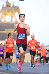 BIB: 44241, 2572
                            <button type="button" onclick="openModal(10736208)" class="btn btn-primary btn-sm float-right btn-popup" data-toggle="modal" data-target=".modal-high-quality">
                        <i class="fas fa-shopping-cart"></i> Add to Cart
                    </button>
                                            <button type="button" onclick="isThisMe(10736208, true)" class="btn btn-success btn-sm float-right btn-popup btn-isme hidden" data-toggle="tooltip" data-placement="bottom" title="นี่คือรูปของคุณใช่ไหม คลิกที่นี่เพื่อเอาเข้าอัลบั้ม">
                        <i class="fas fa-plus"></i> Add to album
                    </button>
                    <button type="button" onclick="isThisMe(10736208, false)" class="btn btn-warning btn-sm float-right btn-popup btn-isnotme hidden">
                        <i class="fas fa-ban"></i> Remove from album
                    </button>