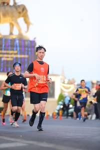 BIB: 1136, 104
                            <button type="button" onclick="openModal(10730417)" class="btn btn-primary btn-sm float-right btn-popup" data-toggle="modal" data-target=".modal-high-quality">
                        <i class="fas fa-shopping-cart"></i> Add to Cart
                    </button>
                                            <button type="button" onclick="isThisMe(10730417, true)" class="btn btn-success btn-sm float-right btn-popup btn-isme hidden" data-toggle="tooltip" data-placement="bottom" title="นี่คือรูปของคุณใช่ไหม คลิกที่นี่เพื่อเอาเข้าอัลบั้ม">
                        <i class="fas fa-plus"></i> Add to album
                    </button>
                    <button type="button" onclick="isThisMe(10730417, false)" class="btn btn-warning btn-sm float-right btn-popup btn-isnotme hidden">
                        <i class="fas fa-ban"></i> Remove from album
                    </button>