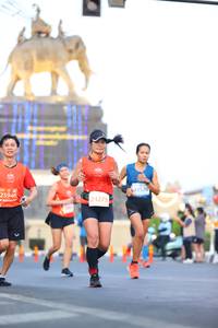 BIB: 43528, 25948, 24275
                            <button type="button" onclick="openModal(10752674)" class="btn btn-primary btn-sm float-right btn-popup" data-toggle="modal" data-target=".modal-high-quality">
                        <i class="fas fa-shopping-cart"></i> Add to Cart
                    </button>
                                            <button type="button" onclick="isThisMe(10752674, true)" class="btn btn-success btn-sm float-right btn-popup btn-isme hidden" data-toggle="tooltip" data-placement="bottom" title="นี่คือรูปของคุณใช่ไหม คลิกที่นี่เพื่อเอาเข้าอัลบั้ม">
                        <i class="fas fa-plus"></i> Add to album
                    </button>
                    <button type="button" onclick="isThisMe(10752674, false)" class="btn btn-warning btn-sm float-right btn-popup btn-isnotme hidden">
                        <i class="fas fa-ban"></i> Remove from album
                    </button>