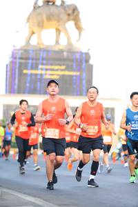 BIB: 400, 20882
                            <button type="button" onclick="openModal(10772020)" class="btn btn-primary btn-sm float-right btn-popup" data-toggle="modal" data-target=".modal-high-quality">
                        <i class="fas fa-shopping-cart"></i> Add to Cart
                    </button>
                                            <button type="button" onclick="isThisMe(10772020, true)" class="btn btn-success btn-sm float-right btn-popup btn-isme hidden" data-toggle="tooltip" data-placement="bottom" title="นี่คือรูปของคุณใช่ไหม คลิกที่นี่เพื่อเอาเข้าอัลบั้ม">
                        <i class="fas fa-plus"></i> Add to album
                    </button>
                    <button type="button" onclick="isThisMe(10772020, false)" class="btn btn-warning btn-sm float-right btn-popup btn-isnotme hidden">
                        <i class="fas fa-ban"></i> Remove from album
                    </button>