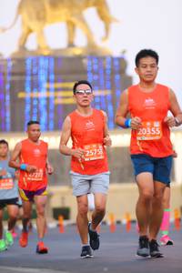 BIB: 20355
                            <button type="button" onclick="openModal(10725233)" class="btn btn-primary btn-sm float-right btn-popup" data-toggle="modal" data-target=".modal-high-quality">
                        <i class="fas fa-shopping-cart"></i> Add to Cart
                    </button>
                                            <button type="button" onclick="isThisMe(10725233, true)" class="btn btn-success btn-sm float-right btn-popup btn-isme hidden" data-toggle="tooltip" data-placement="bottom" title="นี่คือรูปของคุณใช่ไหม คลิกที่นี่เพื่อเอาเข้าอัลบั้ม">
                        <i class="fas fa-plus"></i> Add to album
                    </button>
                    <button type="button" onclick="isThisMe(10725233, false)" class="btn btn-warning btn-sm float-right btn-popup btn-isnotme hidden">
                        <i class="fas fa-ban"></i> Remove from album
                    </button>