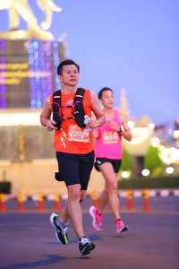 BIB: 22079, 20174
                            <button type="button" onclick="openModal(10691576)" class="btn btn-primary btn-sm float-right btn-popup" data-toggle="modal" data-target=".modal-high-quality">
                        <i class="fas fa-shopping-cart"></i> Add to Cart
                    </button>
                                            <button type="button" onclick="isThisMe(10691576, true)" class="btn btn-success btn-sm float-right btn-popup btn-isme hidden" data-toggle="tooltip" data-placement="bottom" title="นี่คือรูปของคุณใช่ไหม คลิกที่นี่เพื่อเอาเข้าอัลบั้ม">
                        <i class="fas fa-plus"></i> Add to album
                    </button>
                    <button type="button" onclick="isThisMe(10691576, false)" class="btn btn-warning btn-sm float-right btn-popup btn-isnotme hidden">
                        <i class="fas fa-ban"></i> Remove from album
                    </button>