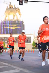 BIB: 2582, 26911, 20750
                            <button type="button" onclick="openModal(10721761)" class="btn btn-primary btn-sm float-right btn-popup" data-toggle="modal" data-target=".modal-high-quality">
                        <i class="fas fa-shopping-cart"></i> Add to Cart
                    </button>
                                            <button type="button" onclick="isThisMe(10721761, true)" class="btn btn-success btn-sm float-right btn-popup btn-isme hidden" data-toggle="tooltip" data-placement="bottom" title="นี่คือรูปของคุณใช่ไหม คลิกที่นี่เพื่อเอาเข้าอัลบั้ม">
                        <i class="fas fa-plus"></i> Add to album
                    </button>
                    <button type="button" onclick="isThisMe(10721761, false)" class="btn btn-warning btn-sm float-right btn-popup btn-isnotme hidden">
                        <i class="fas fa-ban"></i> Remove from album
                    </button>