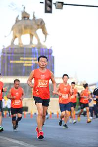 BIB: 25665
                            <button type="button" onclick="openModal(10796160)" class="btn btn-primary btn-sm float-right btn-popup" data-toggle="modal" data-target=".modal-high-quality">
                        <i class="fas fa-shopping-cart"></i> Add to Cart
                    </button>
                                            <button type="button" onclick="isThisMe(10796160, true)" class="btn btn-success btn-sm float-right btn-popup btn-isme hidden" data-toggle="tooltip" data-placement="bottom" title="นี่คือรูปของคุณใช่ไหม คลิกที่นี่เพื่อเอาเข้าอัลบั้ม">
                        <i class="fas fa-plus"></i> Add to album
                    </button>
                    <button type="button" onclick="isThisMe(10796160, false)" class="btn btn-warning btn-sm float-right btn-popup btn-isnotme hidden">
                        <i class="fas fa-ban"></i> Remove from album
                    </button>
