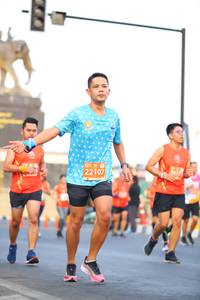 BIB: 26773, 22107
                            <button type="button" onclick="openModal(10831249)" class="btn btn-primary btn-sm float-right btn-popup" data-toggle="modal" data-target=".modal-high-quality">
                        <i class="fas fa-shopping-cart"></i> Add to Cart
                    </button>
                                            <button type="button" onclick="isThisMe(10831249, true)" class="btn btn-success btn-sm float-right btn-popup btn-isme hidden" data-toggle="tooltip" data-placement="bottom" title="นี่คือรูปของคุณใช่ไหม คลิกที่นี่เพื่อเอาเข้าอัลบั้ม">
                        <i class="fas fa-plus"></i> Add to album
                    </button>
                    <button type="button" onclick="isThisMe(10831249, false)" class="btn btn-warning btn-sm float-right btn-popup btn-isnotme hidden">
                        <i class="fas fa-ban"></i> Remove from album
                    </button>