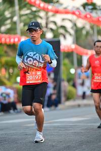 BIB: 2042, 20197
                            <button type="button" onclick="openModal(10773633)" class="btn btn-primary btn-sm float-right btn-popup" data-toggle="modal" data-target=".modal-high-quality">
                        <i class="fas fa-shopping-cart"></i> Add to Cart
                    </button>
                                            <button type="button" onclick="isThisMe(10773633, true)" class="btn btn-success btn-sm float-right btn-popup btn-isme hidden" data-toggle="tooltip" data-placement="bottom" title="นี่คือรูปของคุณใช่ไหม คลิกที่นี่เพื่อเอาเข้าอัลบั้ม">
                        <i class="fas fa-plus"></i> Add to album
                    </button>
                    <button type="button" onclick="isThisMe(10773633, false)" class="btn btn-warning btn-sm float-right btn-popup btn-isnotme hidden">
                        <i class="fas fa-ban"></i> Remove from album
                    </button>