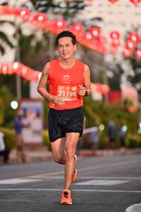 BIB: 21198
                            <button type="button" onclick="openModal(10753355)" class="btn btn-primary btn-sm float-right btn-popup" data-toggle="modal" data-target=".modal-high-quality">
                        <i class="fas fa-shopping-cart"></i> Add to Cart
                    </button>
                                            <button type="button" onclick="isThisMe(10753355, true)" class="btn btn-success btn-sm float-right btn-popup btn-isme hidden" data-toggle="tooltip" data-placement="bottom" title="นี่คือรูปของคุณใช่ไหม คลิกที่นี่เพื่อเอาเข้าอัลบั้ม">
                        <i class="fas fa-plus"></i> Add to album
                    </button>
                    <button type="button" onclick="isThisMe(10753355, false)" class="btn btn-warning btn-sm float-right btn-popup btn-isnotme hidden">
                        <i class="fas fa-ban"></i> Remove from album
                    </button>