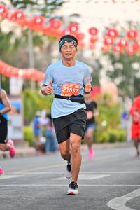 BIB: 721057
                            <button type="button" onclick="openModal(10772783)" class="btn btn-primary btn-sm float-right btn-popup" data-toggle="modal" data-target=".modal-high-quality">
                        <i class="fas fa-shopping-cart"></i> Add to Cart
                    </button>
                                            <button type="button" onclick="isThisMe(10772783, true)" class="btn btn-success btn-sm float-right btn-popup btn-isme hidden" data-toggle="tooltip" data-placement="bottom" title="นี่คือรูปของคุณใช่ไหม คลิกที่นี่เพื่อเอาเข้าอัลบั้ม">
                        <i class="fas fa-plus"></i> Add to album
                    </button>
                    <button type="button" onclick="isThisMe(10772783, false)" class="btn btn-warning btn-sm float-right btn-popup btn-isnotme hidden">
                        <i class="fas fa-ban"></i> Remove from album
                    </button>