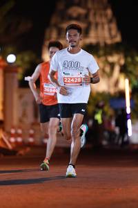 BIB: 400, 22428, 26940
                            <button type="button" onclick="openModal(15250534)" class="btn btn-primary btn-sm float-right btn-popup" data-toggle="modal" data-target=".modal-high-quality">
                        <i class="fas fa-shopping-cart"></i> Add to Cart
                    </button>
                                            <button type="button" onclick="isThisMe(15250534, true)" class="btn btn-success btn-sm float-right btn-popup btn-isme hidden" data-toggle="tooltip" data-placement="bottom" title="นี่คือรูปของคุณใช่ไหม คลิกที่นี่เพื่อเอาเข้าอัลบั้ม">
                        <i class="fas fa-plus"></i> Add to album
                    </button>
                    <button type="button" onclick="isThisMe(15250534, false)" class="btn btn-warning btn-sm float-right btn-popup btn-isnotme hidden">
                        <i class="fas fa-ban"></i> Remove from album
                    </button>