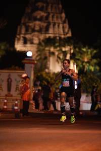 BIB: 0903
                            <button type="button" onclick="openModal(15240042)" class="btn btn-primary btn-sm float-right btn-popup" data-toggle="modal" data-target=".modal-high-quality">
                        <i class="fas fa-shopping-cart"></i> Add to Cart
                    </button>
                                            <button type="button" onclick="isThisMe(15240042, true)" class="btn btn-success btn-sm float-right btn-popup btn-isme hidden" data-toggle="tooltip" data-placement="bottom" title="นี่คือรูปของคุณใช่ไหม คลิกที่นี่เพื่อเอาเข้าอัลบั้ม">
                        <i class="fas fa-plus"></i> Add to album
                    </button>
                    <button type="button" onclick="isThisMe(15240042, false)" class="btn btn-warning btn-sm float-right btn-popup btn-isnotme hidden">
                        <i class="fas fa-ban"></i> Remove from album
                    </button>