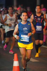 BIB: 4097, 202, 40351
                            <button type="button" onclick="openModal(13721270)" class="btn btn-primary btn-sm float-right btn-popup" data-toggle="modal" data-target=".modal-high-quality">
                        <i class="fas fa-shopping-cart"></i> Add to Cart
                    </button>
                                            <button type="button" onclick="isThisMe(13721270, true)" class="btn btn-success btn-sm float-right btn-popup btn-isme hidden" data-toggle="tooltip" data-placement="bottom" title="นี่คือรูปของคุณใช่ไหม คลิกที่นี่เพื่อเอาเข้าอัลบั้ม">
                        <i class="fas fa-plus"></i> Add to album
                    </button>
                    <button type="button" onclick="isThisMe(13721270, false)" class="btn btn-warning btn-sm float-right btn-popup btn-isnotme hidden">
                        <i class="fas fa-ban"></i> Remove from album
                    </button>