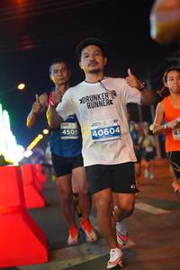 BIB: 4505, 40604
                            <button type="button" onclick="openModal(13767019)" class="btn btn-primary btn-sm float-right btn-popup" data-toggle="modal" data-target=".modal-high-quality">
                        <i class="fas fa-shopping-cart"></i> Add to Cart
                    </button>
                                            <button type="button" onclick="isThisMe(13767019, true)" class="btn btn-success btn-sm float-right btn-popup btn-isme hidden" data-toggle="tooltip" data-placement="bottom" title="นี่คือรูปของคุณใช่ไหม คลิกที่นี่เพื่อเอาเข้าอัลบั้ม">
                        <i class="fas fa-plus"></i> Add to album
                    </button>
                    <button type="button" onclick="isThisMe(13767019, false)" class="btn btn-warning btn-sm float-right btn-popup btn-isnotme hidden">
                        <i class="fas fa-ban"></i> Remove from album
                    </button>