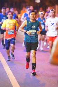 BIB: 45374, 5899
                            <button type="button" onclick="openModal(13776587)" class="btn btn-primary btn-sm float-right btn-popup" data-toggle="modal" data-target=".modal-high-quality">
                        <i class="fas fa-shopping-cart"></i> Add to Cart
                    </button>
                                            <button type="button" onclick="isThisMe(13776587, true)" class="btn btn-success btn-sm float-right btn-popup btn-isme hidden" data-toggle="tooltip" data-placement="bottom" title="นี่คือรูปของคุณใช่ไหม คลิกที่นี่เพื่อเอาเข้าอัลบั้ม">
                        <i class="fas fa-plus"></i> Add to album
                    </button>
                    <button type="button" onclick="isThisMe(13776587, false)" class="btn btn-warning btn-sm float-right btn-popup btn-isnotme hidden">
                        <i class="fas fa-ban"></i> Remove from album
                    </button>