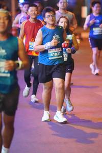 BIB: 41821
                            <button type="button" onclick="openModal(13777413)" class="btn btn-primary btn-sm float-right btn-popup" data-toggle="modal" data-target=".modal-high-quality">
                        <i class="fas fa-shopping-cart"></i> Add to Cart
                    </button>
                                            <button type="button" onclick="isThisMe(13777413, true)" class="btn btn-success btn-sm float-right btn-popup btn-isme hidden" data-toggle="tooltip" data-placement="bottom" title="นี่คือรูปของคุณใช่ไหม คลิกที่นี่เพื่อเอาเข้าอัลบั้ม">
                        <i class="fas fa-plus"></i> Add to album
                    </button>
                    <button type="button" onclick="isThisMe(13777413, false)" class="btn btn-warning btn-sm float-right btn-popup btn-isnotme hidden">
                        <i class="fas fa-ban"></i> Remove from album
                    </button>