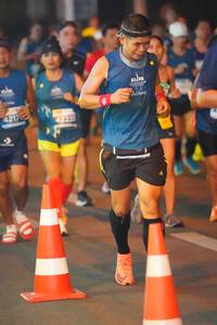 BIB: 4217
                            <button type="button" onclick="openModal(13720806)" class="btn btn-primary btn-sm float-right btn-popup" data-toggle="modal" data-target=".modal-high-quality">
                        <i class="fas fa-shopping-cart"></i> Add to Cart
                    </button>
                                            <button type="button" onclick="isThisMe(13720806, true)" class="btn btn-success btn-sm float-right btn-popup btn-isme hidden" data-toggle="tooltip" data-placement="bottom" title="นี่คือรูปของคุณใช่ไหม คลิกที่นี่เพื่อเอาเข้าอัลบั้ม">
                        <i class="fas fa-plus"></i> Add to album
                    </button>
                    <button type="button" onclick="isThisMe(13720806, false)" class="btn btn-warning btn-sm float-right btn-popup btn-isnotme hidden">
                        <i class="fas fa-ban"></i> Remove from album
                    </button>