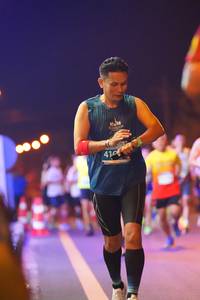 BIB: 410
                            <button type="button" onclick="openModal(13774141)" class="btn btn-primary btn-sm float-right btn-popup" data-toggle="modal" data-target=".modal-high-quality">
                        <i class="fas fa-shopping-cart"></i> Add to Cart
                    </button>
                                            <button type="button" onclick="isThisMe(13774141, true)" class="btn btn-success btn-sm float-right btn-popup btn-isme hidden" data-toggle="tooltip" data-placement="bottom" title="นี่คือรูปของคุณใช่ไหม คลิกที่นี่เพื่อเอาเข้าอัลบั้ม">
                        <i class="fas fa-plus"></i> Add to album
                    </button>
                    <button type="button" onclick="isThisMe(13774141, false)" class="btn btn-warning btn-sm float-right btn-popup btn-isnotme hidden">
                        <i class="fas fa-ban"></i> Remove from album
                    </button>