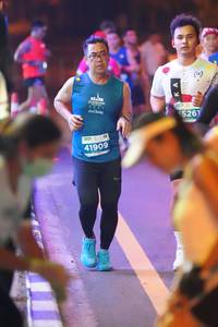 BIB: 5261, 41909
                            <button type="button" onclick="openModal(13777091)" class="btn btn-primary btn-sm float-right btn-popup" data-toggle="modal" data-target=".modal-high-quality">
                        <i class="fas fa-shopping-cart"></i> Add to Cart
                    </button>
                                            <button type="button" onclick="isThisMe(13777091, true)" class="btn btn-success btn-sm float-right btn-popup btn-isme hidden" data-toggle="tooltip" data-placement="bottom" title="นี่คือรูปของคุณใช่ไหม คลิกที่นี่เพื่อเอาเข้าอัลบั้ม">
                        <i class="fas fa-plus"></i> Add to album
                    </button>
                    <button type="button" onclick="isThisMe(13777091, false)" class="btn btn-warning btn-sm float-right btn-popup btn-isnotme hidden">
                        <i class="fas fa-ban"></i> Remove from album
                    </button>