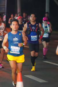 BIB: 376, 0404, 40973, 40351
                            <button type="button" onclick="openModal(13721275)" class="btn btn-primary btn-sm float-right btn-popup" data-toggle="modal" data-target=".modal-high-quality">
                        <i class="fas fa-shopping-cart"></i> Add to Cart
                    </button>
                                            <button type="button" onclick="isThisMe(13721275, true)" class="btn btn-success btn-sm float-right btn-popup btn-isme hidden" data-toggle="tooltip" data-placement="bottom" title="นี่คือรูปของคุณใช่ไหม คลิกที่นี่เพื่อเอาเข้าอัลบั้ม">
                        <i class="fas fa-plus"></i> Add to album
                    </button>
                    <button type="button" onclick="isThisMe(13721275, false)" class="btn btn-warning btn-sm float-right btn-popup btn-isnotme hidden">
                        <i class="fas fa-ban"></i> Remove from album
                    </button>