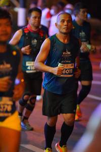 BIB: 416, 6011, 376
                            <button type="button" onclick="openModal(13777211)" class="btn btn-primary btn-sm float-right btn-popup" data-toggle="modal" data-target=".modal-high-quality">
                        <i class="fas fa-shopping-cart"></i> Add to Cart
                    </button>
                                            <button type="button" onclick="isThisMe(13777211, true)" class="btn btn-success btn-sm float-right btn-popup btn-isme hidden" data-toggle="tooltip" data-placement="bottom" title="นี่คือรูปของคุณใช่ไหม คลิกที่นี่เพื่อเอาเข้าอัลบั้ม">
                        <i class="fas fa-plus"></i> Add to album
                    </button>
                    <button type="button" onclick="isThisMe(13777211, false)" class="btn btn-warning btn-sm float-right btn-popup btn-isnotme hidden">
                        <i class="fas fa-ban"></i> Remove from album
                    </button>