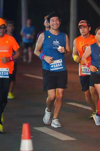 BIB: 45866, 0338, 4037
                            <button type="button" onclick="openModal(13720746)" class="btn btn-primary btn-sm float-right btn-popup" data-toggle="modal" data-target=".modal-high-quality">
                        <i class="fas fa-shopping-cart"></i> Add to Cart
                    </button>
                                            <button type="button" onclick="isThisMe(13720746, true)" class="btn btn-success btn-sm float-right btn-popup btn-isme hidden" data-toggle="tooltip" data-placement="bottom" title="นี่คือรูปของคุณใช่ไหม คลิกที่นี่เพื่อเอาเข้าอัลบั้ม">
                        <i class="fas fa-plus"></i> Add to album
                    </button>
                    <button type="button" onclick="isThisMe(13720746, false)" class="btn btn-warning btn-sm float-right btn-popup btn-isnotme hidden">
                        <i class="fas fa-ban"></i> Remove from album
                    </button>