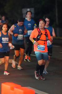 BIB: 4244, 46062, 95078, 40397
                            <button type="button" onclick="openModal(13721032)" class="btn btn-primary btn-sm float-right btn-popup" data-toggle="modal" data-target=".modal-high-quality">
                        <i class="fas fa-shopping-cart"></i> Add to Cart
                    </button>
                                            <button type="button" onclick="isThisMe(13721032, true)" class="btn btn-success btn-sm float-right btn-popup btn-isme hidden" data-toggle="tooltip" data-placement="bottom" title="นี่คือรูปของคุณใช่ไหม คลิกที่นี่เพื่อเอาเข้าอัลบั้ม">
                        <i class="fas fa-plus"></i> Add to album
                    </button>
                    <button type="button" onclick="isThisMe(13721032, false)" class="btn btn-warning btn-sm float-right btn-popup btn-isnotme hidden">
                        <i class="fas fa-ban"></i> Remove from album
                    </button>