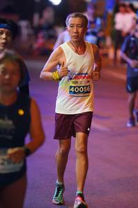 BIB: 40056, 2900
                            <button type="button" onclick="openModal(13775928)" class="btn btn-primary btn-sm float-right btn-popup" data-toggle="modal" data-target=".modal-high-quality">
                        <i class="fas fa-shopping-cart"></i> Add to Cart
                    </button>
                                            <button type="button" onclick="isThisMe(13775928, true)" class="btn btn-success btn-sm float-right btn-popup btn-isme hidden" data-toggle="tooltip" data-placement="bottom" title="นี่คือรูปของคุณใช่ไหม คลิกที่นี่เพื่อเอาเข้าอัลบั้ม">
                        <i class="fas fa-plus"></i> Add to album
                    </button>
                    <button type="button" onclick="isThisMe(13775928, false)" class="btn btn-warning btn-sm float-right btn-popup btn-isnotme hidden">
                        <i class="fas fa-ban"></i> Remove from album
                    </button>