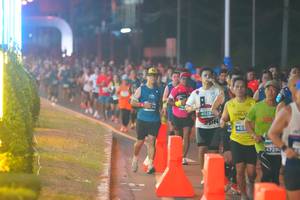 BIB: 4526, 403, 4729
                            <button type="button" onclick="openModal(13776620)" class="btn btn-primary btn-sm float-right btn-popup" data-toggle="modal" data-target=".modal-high-quality">
                        <i class="fas fa-shopping-cart"></i> Add to Cart
                    </button>
                                            <button type="button" onclick="isThisMe(13776620, true)" class="btn btn-success btn-sm float-right btn-popup btn-isme hidden" data-toggle="tooltip" data-placement="bottom" title="นี่คือรูปของคุณใช่ไหม คลิกที่นี่เพื่อเอาเข้าอัลบั้ม">
                        <i class="fas fa-plus"></i> Add to album
                    </button>
                    <button type="button" onclick="isThisMe(13776620, false)" class="btn btn-warning btn-sm float-right btn-popup btn-isnotme hidden">
                        <i class="fas fa-ban"></i> Remove from album
                    </button>