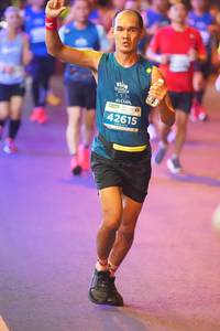 BIB: 2021, 42615
                            <button type="button" onclick="openModal(13775606)" class="btn btn-primary btn-sm float-right btn-popup" data-toggle="modal" data-target=".modal-high-quality">
                        <i class="fas fa-shopping-cart"></i> Add to Cart
                    </button>
                                            <button type="button" onclick="isThisMe(13775606, true)" class="btn btn-success btn-sm float-right btn-popup btn-isme hidden" data-toggle="tooltip" data-placement="bottom" title="นี่คือรูปของคุณใช่ไหม คลิกที่นี่เพื่อเอาเข้าอัลบั้ม">
                        <i class="fas fa-plus"></i> Add to album
                    </button>
                    <button type="button" onclick="isThisMe(13775606, false)" class="btn btn-warning btn-sm float-right btn-popup btn-isnotme hidden">
                        <i class="fas fa-ban"></i> Remove from album
                    </button>