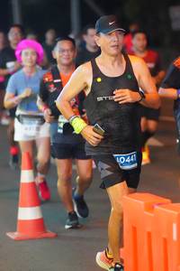 BIB: 40441, 
                            <button type="button" onclick="openModal(13720881)" class="btn btn-primary btn-sm float-right btn-popup" data-toggle="modal" data-target=".modal-high-quality">
                        <i class="fas fa-shopping-cart"></i> Add to Cart
                    </button>
                                            <button type="button" onclick="isThisMe(13720881, true)" class="btn btn-success btn-sm float-right btn-popup btn-isme hidden" data-toggle="tooltip" data-placement="bottom" title="นี่คือรูปของคุณใช่ไหม คลิกที่นี่เพื่อเอาเข้าอัลบั้ม">
                        <i class="fas fa-plus"></i> Add to album
                    </button>
                    <button type="button" onclick="isThisMe(13720881, false)" class="btn btn-warning btn-sm float-right btn-popup btn-isnotme hidden">
                        <i class="fas fa-ban"></i> Remove from album
                    </button>