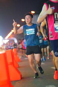 BIB: 40009
                            <button type="button" onclick="openModal(13763838)" class="btn btn-primary btn-sm float-right btn-popup" data-toggle="modal" data-target=".modal-high-quality">
                        <i class="fas fa-shopping-cart"></i> Add to Cart
                    </button>
                                            <button type="button" onclick="isThisMe(13763838, true)" class="btn btn-success btn-sm float-right btn-popup btn-isme hidden" data-toggle="tooltip" data-placement="bottom" title="นี่คือรูปของคุณใช่ไหม คลิกที่นี่เพื่อเอาเข้าอัลบั้ม">
                        <i class="fas fa-plus"></i> Add to album
                    </button>
                    <button type="button" onclick="isThisMe(13763838, false)" class="btn btn-warning btn-sm float-right btn-popup btn-isnotme hidden">
                        <i class="fas fa-ban"></i> Remove from album
                    </button>