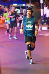 BIB: 47055
                            <button type="button" onclick="openModal(13777572)" class="btn btn-primary btn-sm float-right btn-popup" data-toggle="modal" data-target=".modal-high-quality">
                        <i class="fas fa-shopping-cart"></i> Add to Cart
                    </button>
                                            <button type="button" onclick="isThisMe(13777572, true)" class="btn btn-success btn-sm float-right btn-popup btn-isme hidden" data-toggle="tooltip" data-placement="bottom" title="นี่คือรูปของคุณใช่ไหม คลิกที่นี่เพื่อเอาเข้าอัลบั้ม">
                        <i class="fas fa-plus"></i> Add to album
                    </button>
                    <button type="button" onclick="isThisMe(13777572, false)" class="btn btn-warning btn-sm float-right btn-popup btn-isnotme hidden">
                        <i class="fas fa-ban"></i> Remove from album
                    </button>